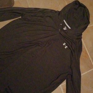 Under armour long sleeve hooded t shirt